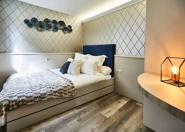 Petit & Authentique Hyper Centre *